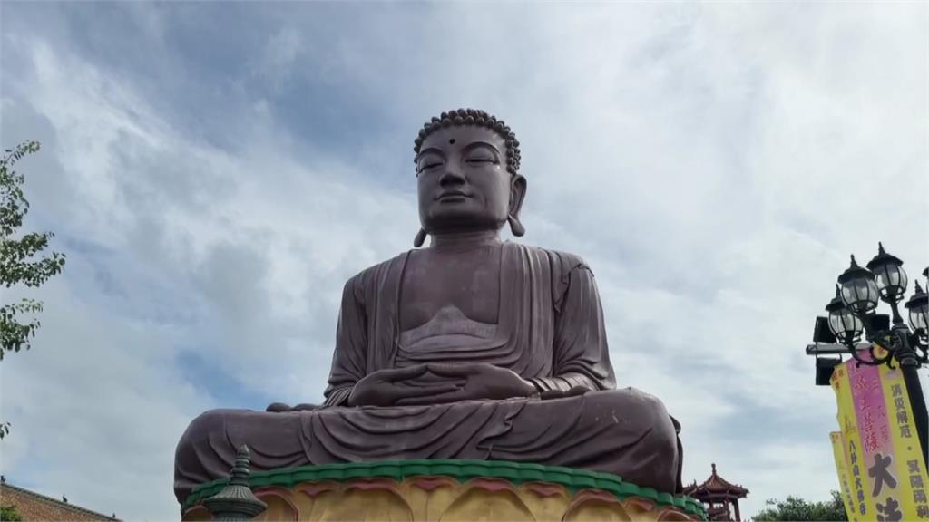 八卦山大佛傳斑駁褪色 文化局：無掉漆僅沾染灰塵雨漬