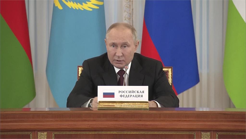 10月7日是俄國總統普亭（Vladimir Putin）70歲生日，生日當天普亭與獨立國協各會員國領導人會談。圖／美聯社、路透社