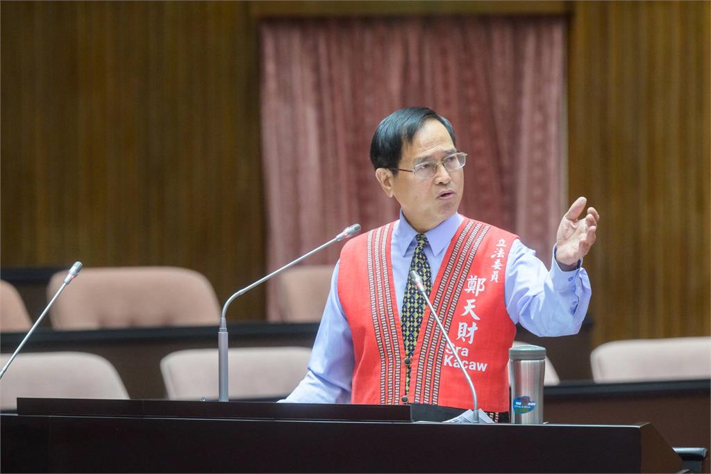 立委鄭天財涉嫌收賄711萬 貪污起訴求刑10年