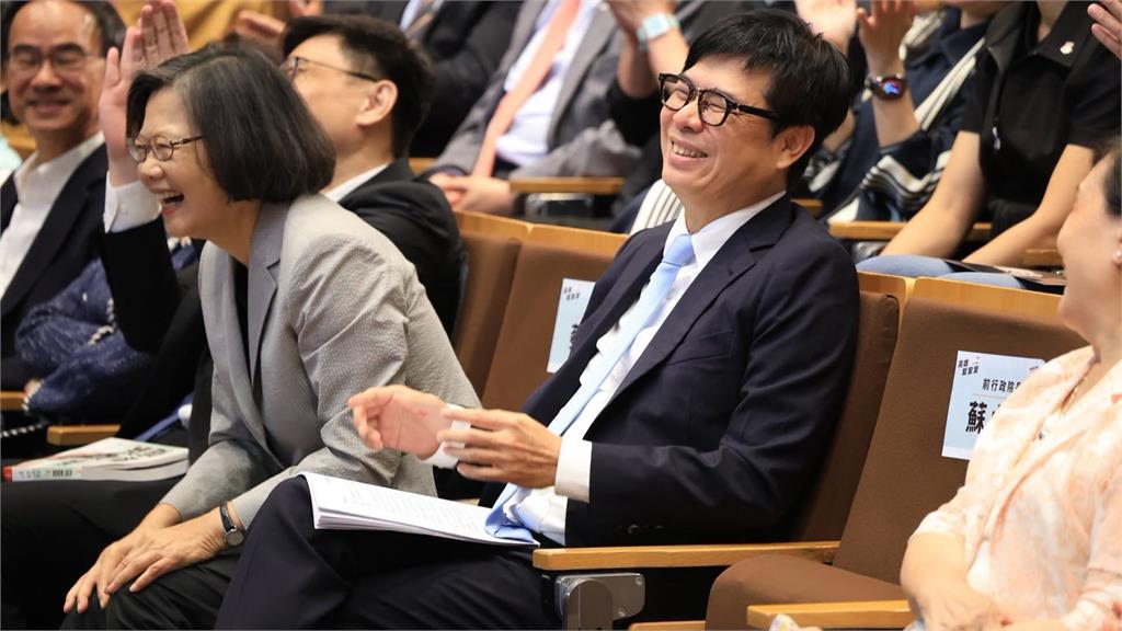 蘇貞昌爆料總統初選想爭取陳其邁支持 他竟當面嗆：我支持蔡英文！