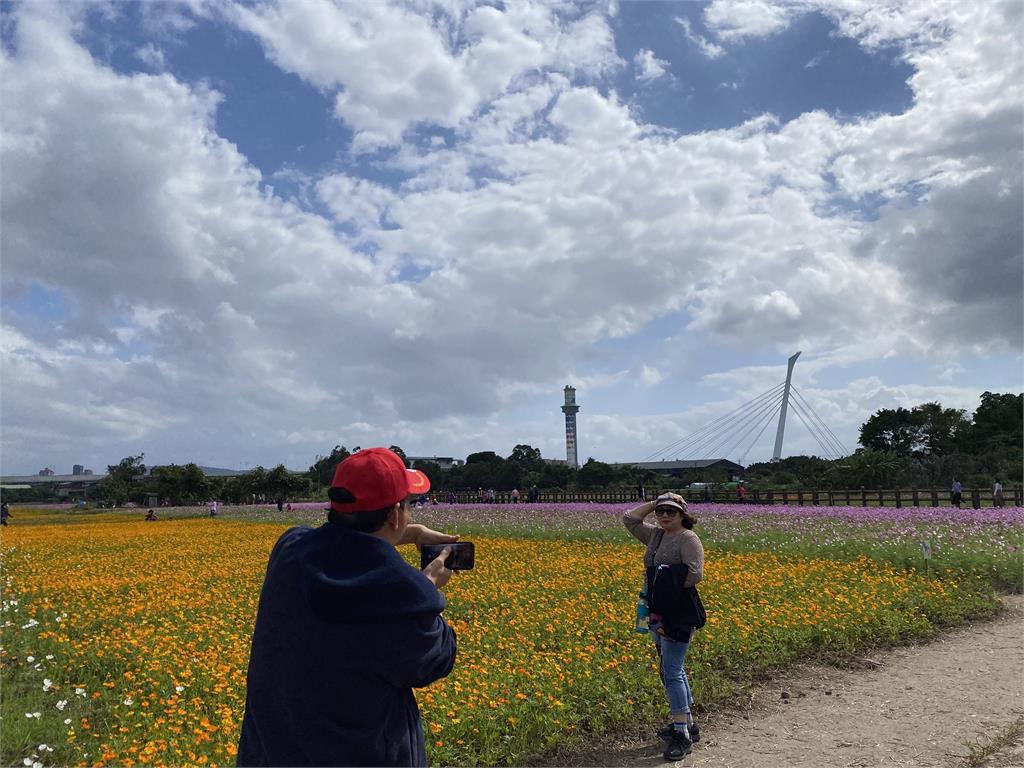 國旅掀退訂潮 燈會、蜂炮行程20團取消