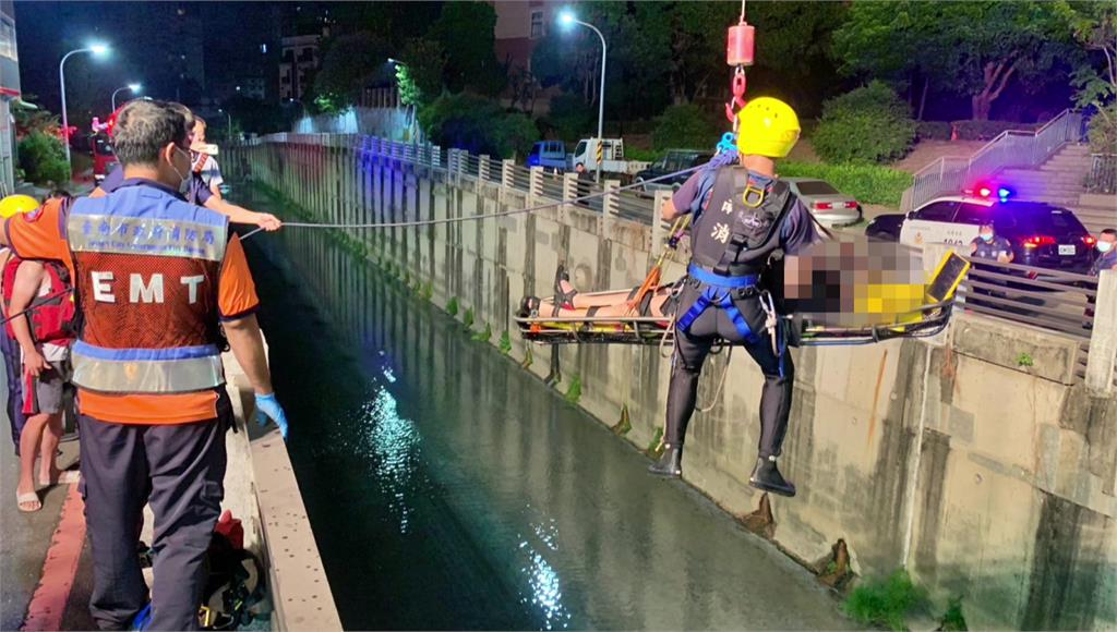 女網友墜6米深大排！ 消防網約怕曝光 趁救援秒落跑