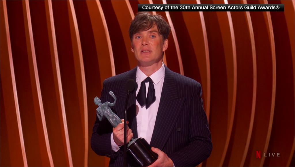 《奧本海默》成美國演員工會獎最大贏家，拿下最佳卡司、最佳男主角和最佳男配角獎。圖／美聯社、CNN