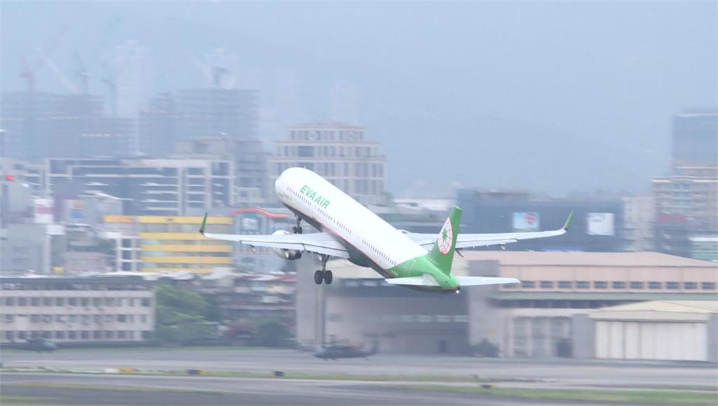 傳長榮航空「副機長急踩煞車」惹機長不滿施暴 民航局介入調查
