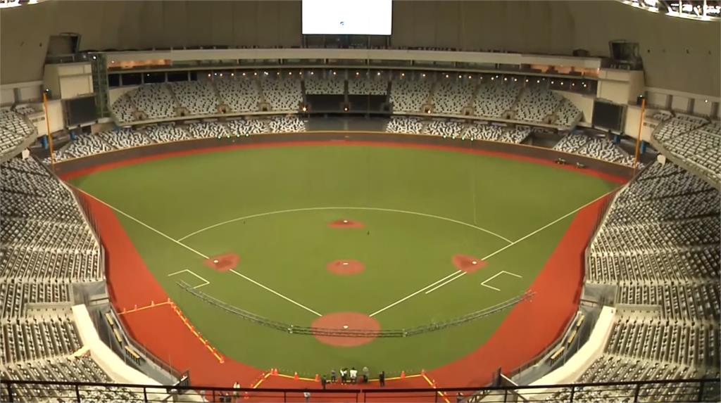 亞錦賽決賽日，台北大巨蛋加開內野第二層觀眾席近4700個座位。圖／台視新聞（資料畫面）