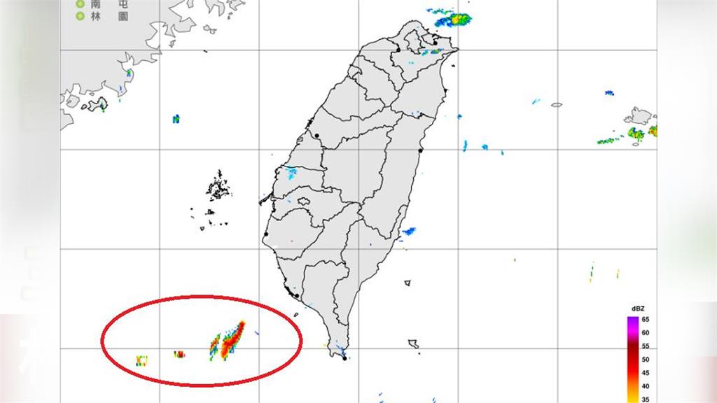 鄭明典PO雷達圖推測，台灣西南外海有軍事活動。圖／翻攝自Facebook@鄭明典