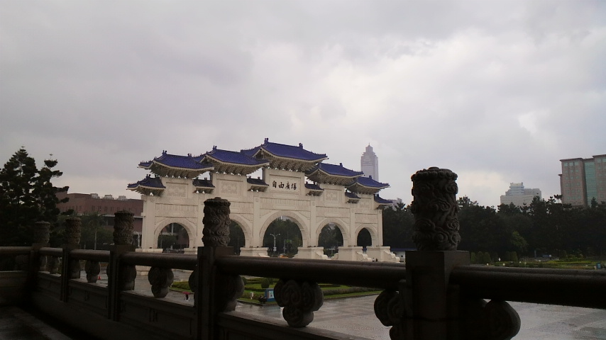 今鋒面通過及東北季風增強，北台濕涼有雨。圖：翻攝自photoAC