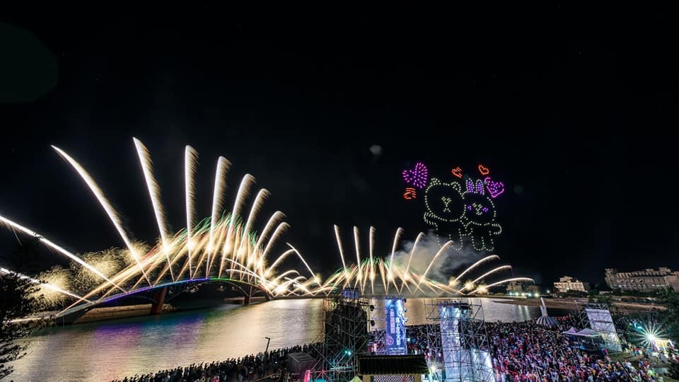 一年一度的澎湖花火節將在今晚開幕。圖／翻攝自Facebook@phfireworks