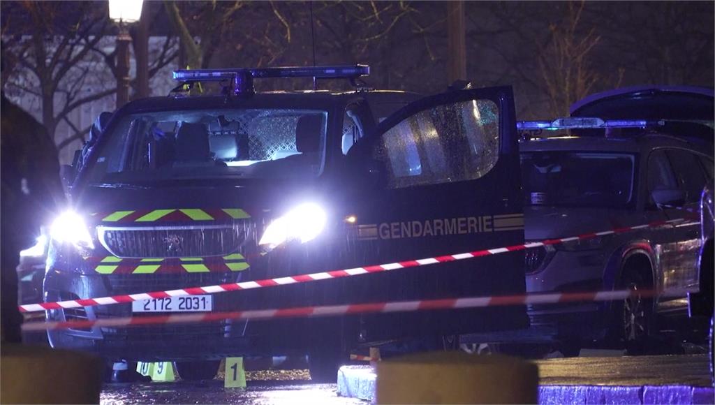 法國男巴黎凱旋門襲警遭開槍擊斃 馬克宏定調「恐怖攻擊」