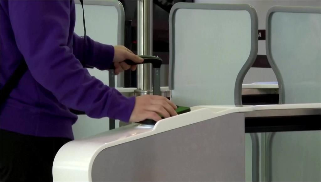 iPhone能設定成護照！ 美國啟用數位ID「供用戶快速過安檢」