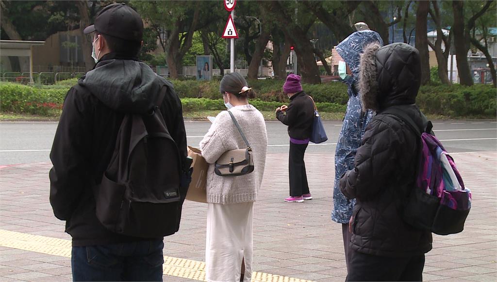 挑戰首波寒流！今晨最低溫新竹6.5度 午後迎「強冷氣團」4關鍵特徵