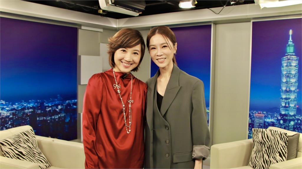 謝盈萱接受《台灣名人堂》專訪。圖／台視