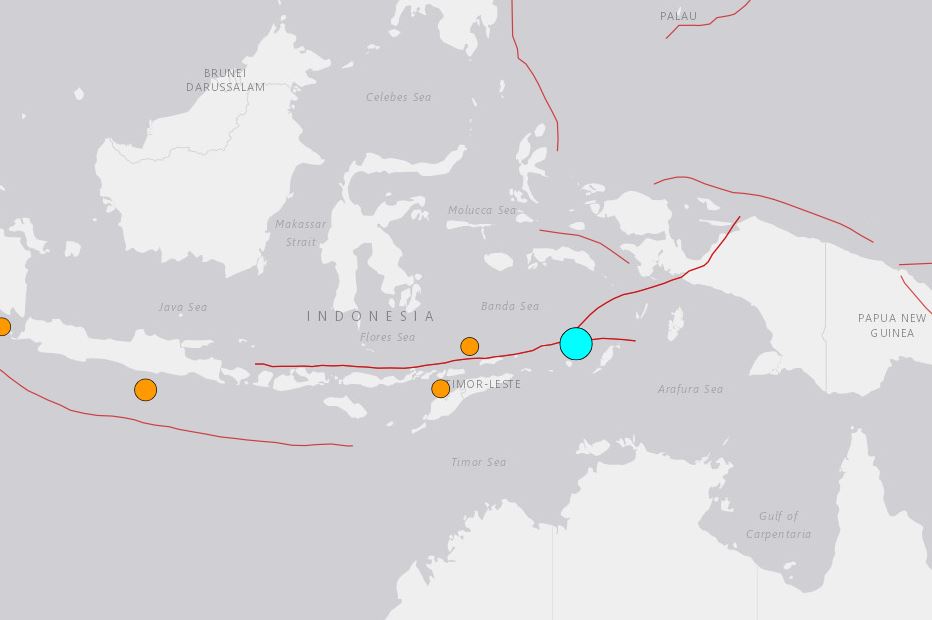 印尼近海發生規模7.6強震。圖／翻攝自USGS網站