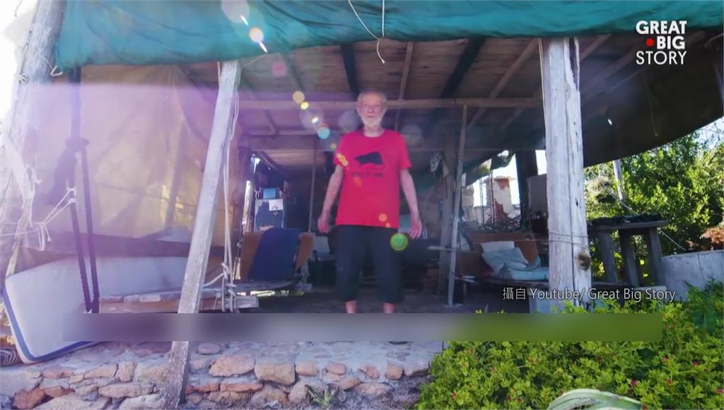 莫蘭迪是布德利島上唯一的住民。圖／翻攝自YouTube/Great Big Story