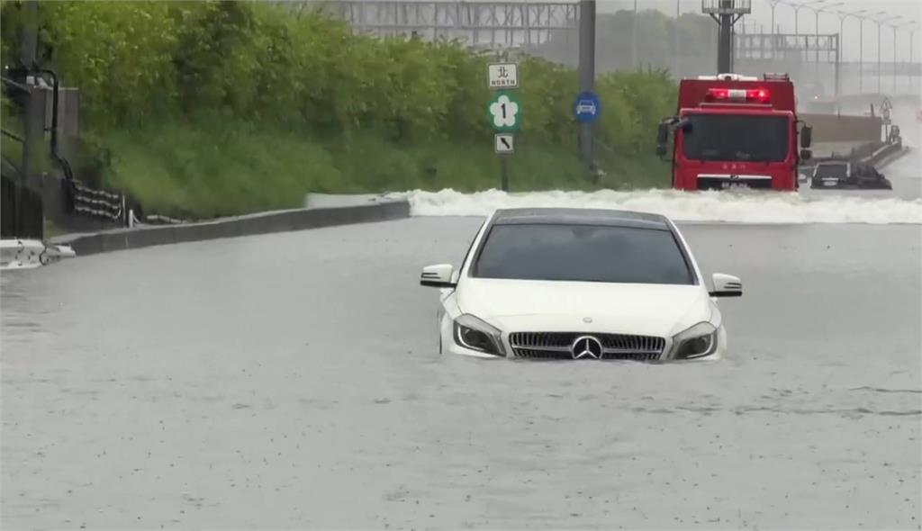 台南豪大雨釀多處淹水　20處道路預警封閉、19座橋梁管制一次看