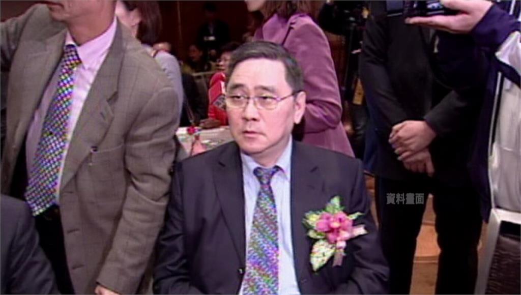 去年才甩認子風波！74歲王文洋再爆「穩交20歲女大生」傳已見王家人