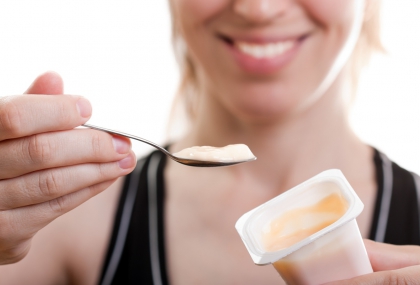 優格空腹吃反而浪費！營養師揭「最佳黃金時段」 這時間點吃小心變胖