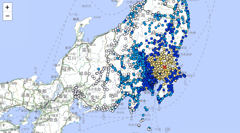 日本關東規模5.9地震 東京約460戶停電、水管破「水流湧馬路」