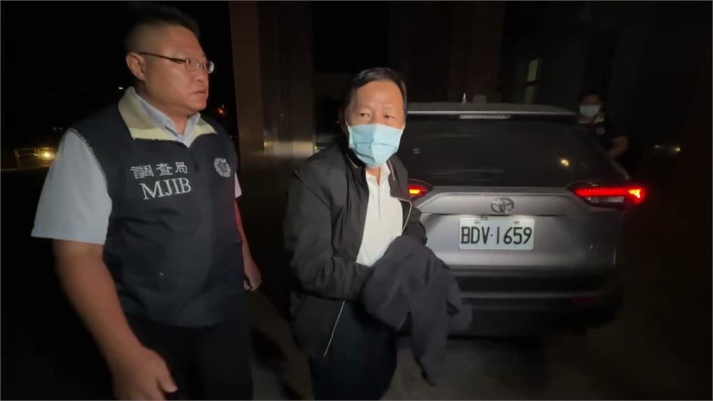 吳俊立住院請假「病房遭銬走」 怒：最好死在裡面