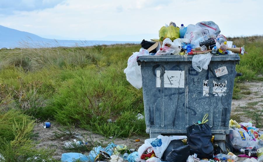 塑膠垃圾嚴重汙染地球。示意圖／翻攝自Pixabay