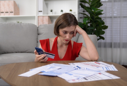 為錢煩惱恐傷心！研究：經濟壓力讓心臟老得更快