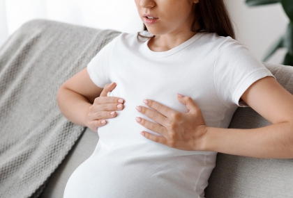 乳房痛可能是乳癌？醫揭「真正原因」  5成女性都遇過