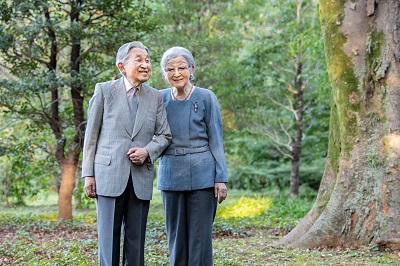 日本美智子上皇后爆「深靜脈血栓」。圖／日本宮內廳官網
