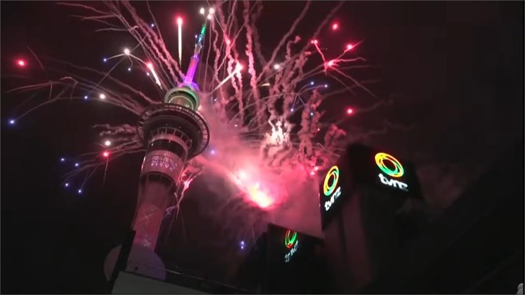 全球最早跨年煙火秀！紐西蘭率先登場 環繞式發射時長5分鐘