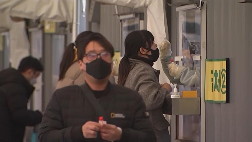 南韓政府將在5月初討論解除室外口罩令。圖／翻攝自AP Direct（資料畫面）