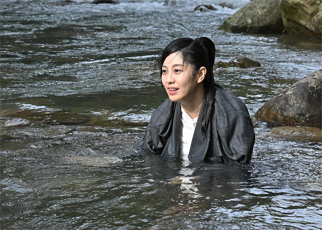 《寶島西米樂 守護》泡水冷到失溫發抖 王丁筑敬業演出