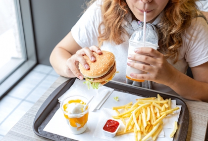 麥當勞奶昔回歸！熱量爆炸卻有人適合喝？ 營養師點名「這2類人」