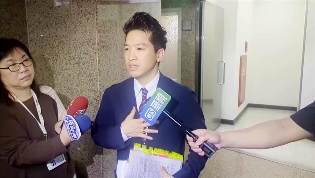 總統府預算凍結卡關　何志偉難過喊話：阿兵哥會沒飯吃！