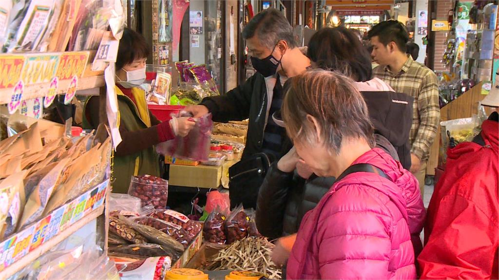 台北年貨大街實體活動喊卡 店家正常營業