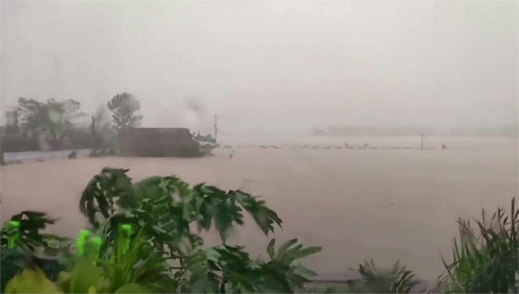 尼莎颱風登陸菲律賓，北部區域災情慘重。圖／路透社