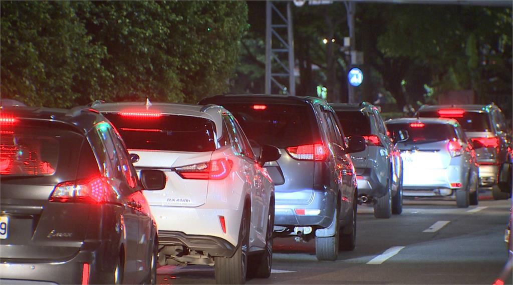 國道傍晚車潮多 中秋連假首日防6大地雷路段