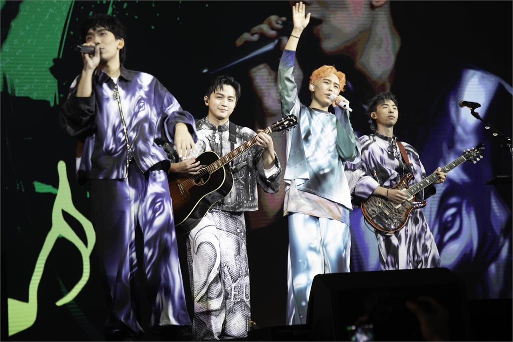 理想混蛋砸4250萬首攻小巨蛋開唱！彩蛋大禮偷跑送2.2萬粉 