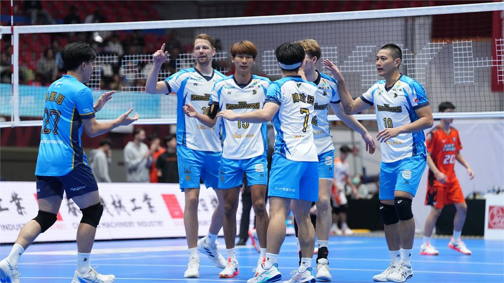 TPVL／許睿恩攔網護航勝利 天鷹3:1力退伊斯特續寫連勝