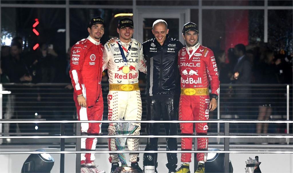 Verstappen在拉斯維加斯站擊敗Leclerc再添一勝。圖／翻攝自Facebook@Formula1