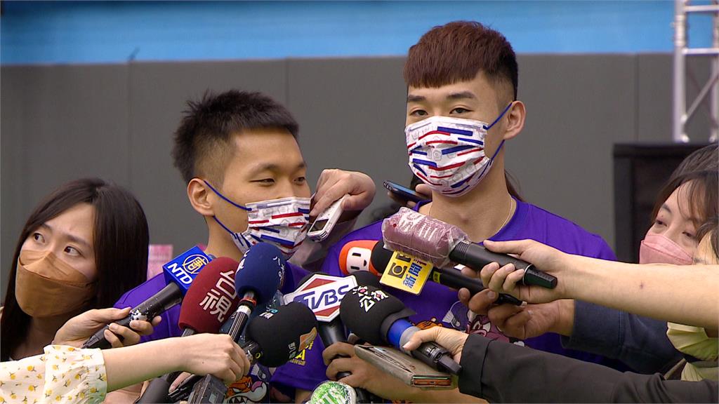 麟洋配晉級台北羽球公開賽男雙8強。圖／台視新聞（資料畫面）