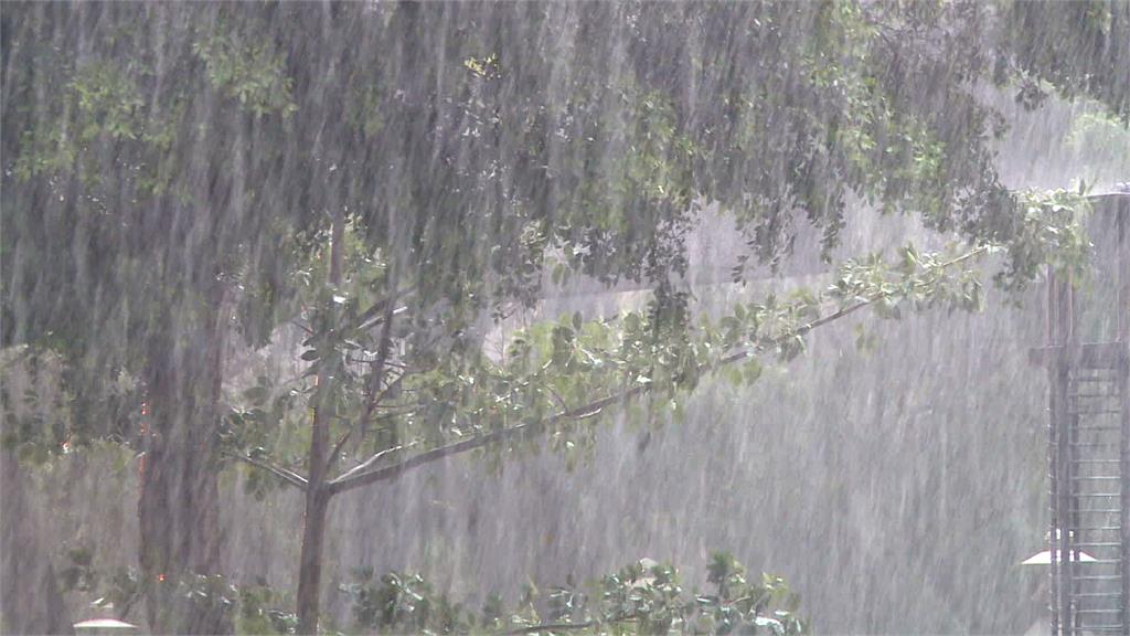 下個不停！ 中南部警戒大雨 恐下到父親節