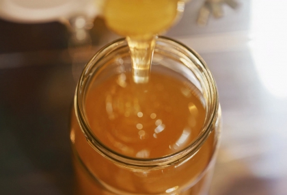 蜂蜜「這樣吃」等於白吃！專家揭NG作法 加進熱水營養全流失了