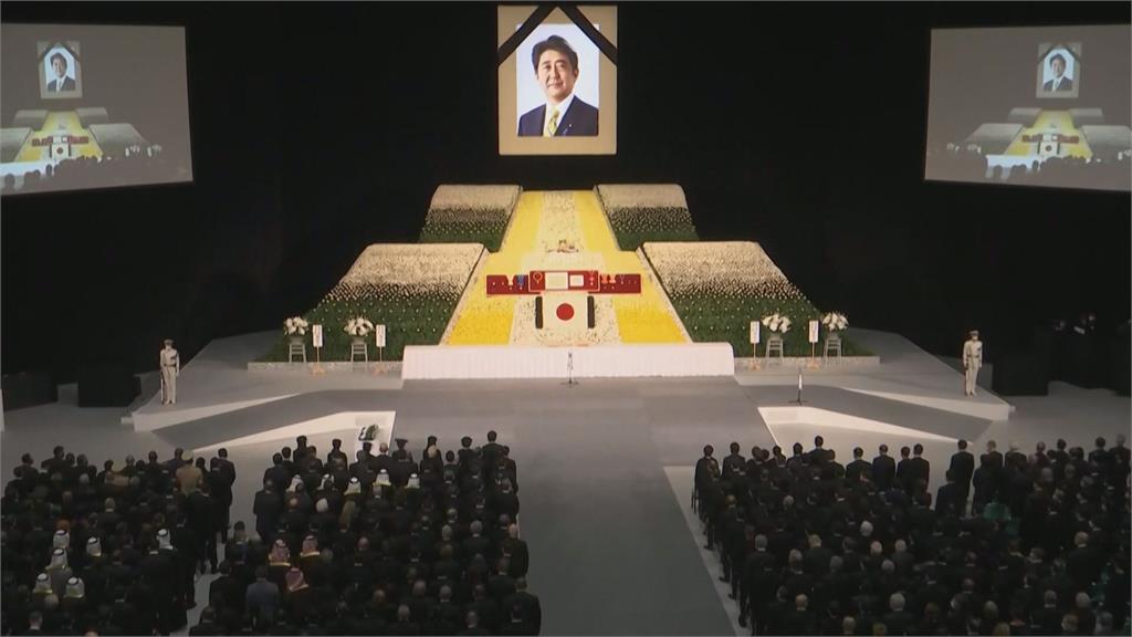 前日相安倍晉三的國葬，引發日本國內不少的抗爭活動。圖／畫面攝自AP