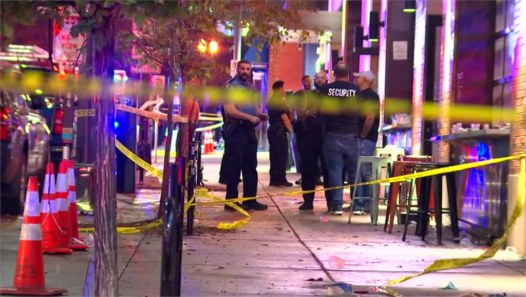 美國明尼蘇達州一家酒吧爆發槍擊案。圖／翻攝自AP Direct