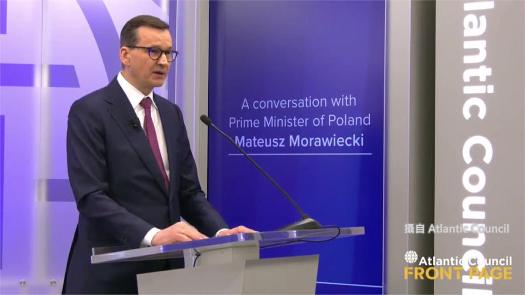 波蘭總理莫拉維茨奇暗批馬克宏短視近利。圖／翻攝自Atlantic Council