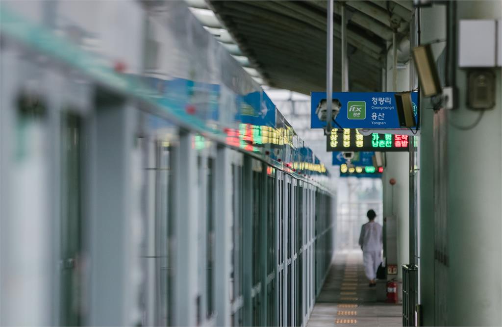 南韓加強春運防疫規定，高鐵或火車只販售靠窗座位。示意圖 ／翻攝自Pixabay