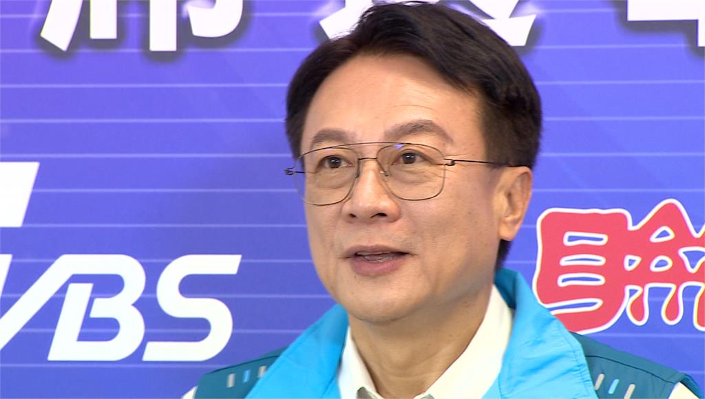 國民黨主席候選人卓伯源在辯論會上，拋出邀請習近平到台灣進行和平之旅的政見。圖／台視新聞