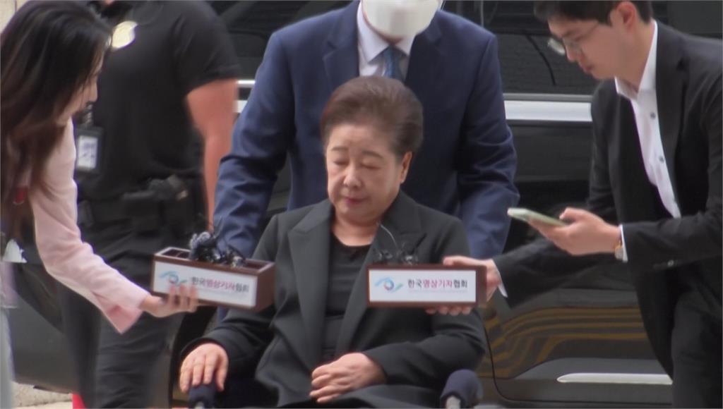 南韓「統一教」會長韓鶴子涉嫌賄賂遭羈押。圖／美聯社、路透社