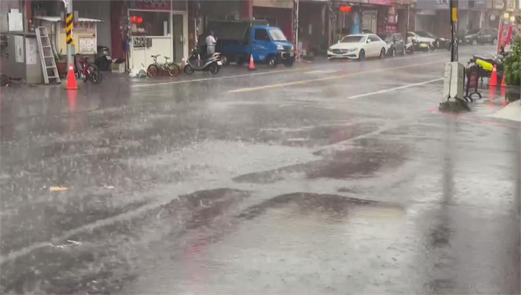 新竹、苗栗地區大雨不斷。圖／台視新聞