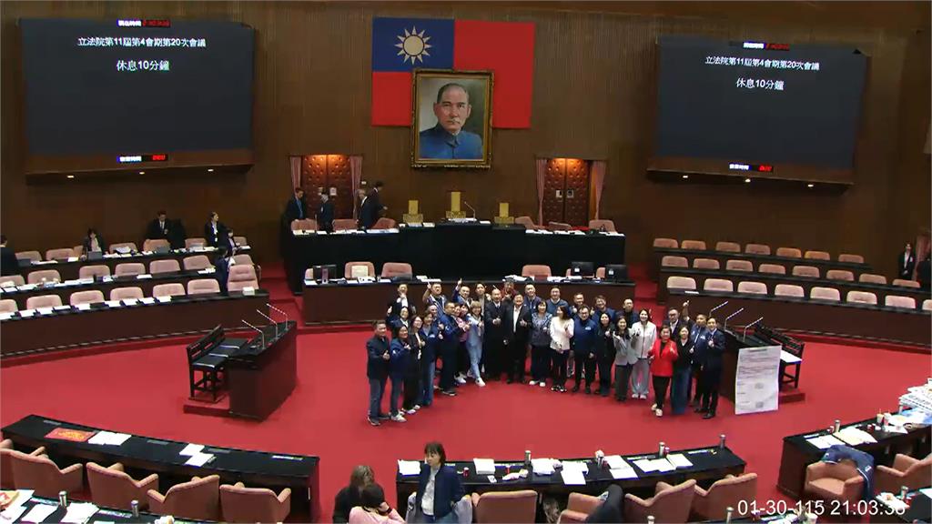 立院組織法藍白強勢闖關三讀！ 助理費列立委補助、下屆適用