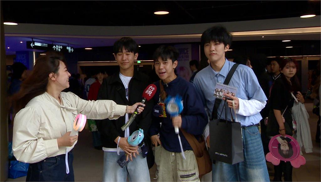 TWICE登大巨蛋開唱 粉絲興奮喊：歡迎子瑜回家！